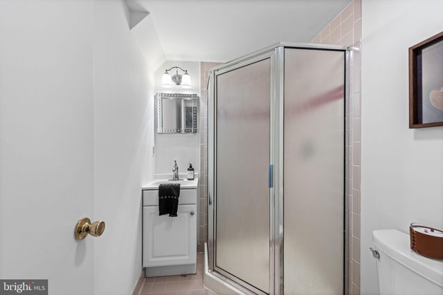 $840,000 | 12 East Linden Street, Alexandria, VA 22301