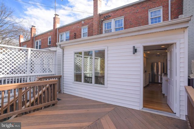 $840,000 | 12 East Linden Street, Alexandria, VA 22301