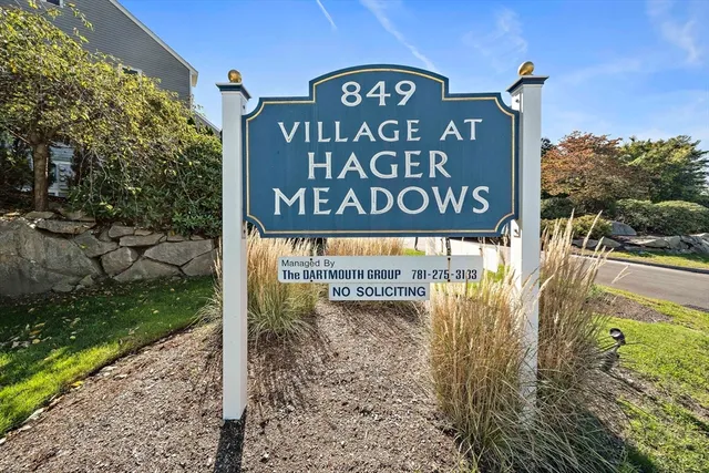 a view of a sign board