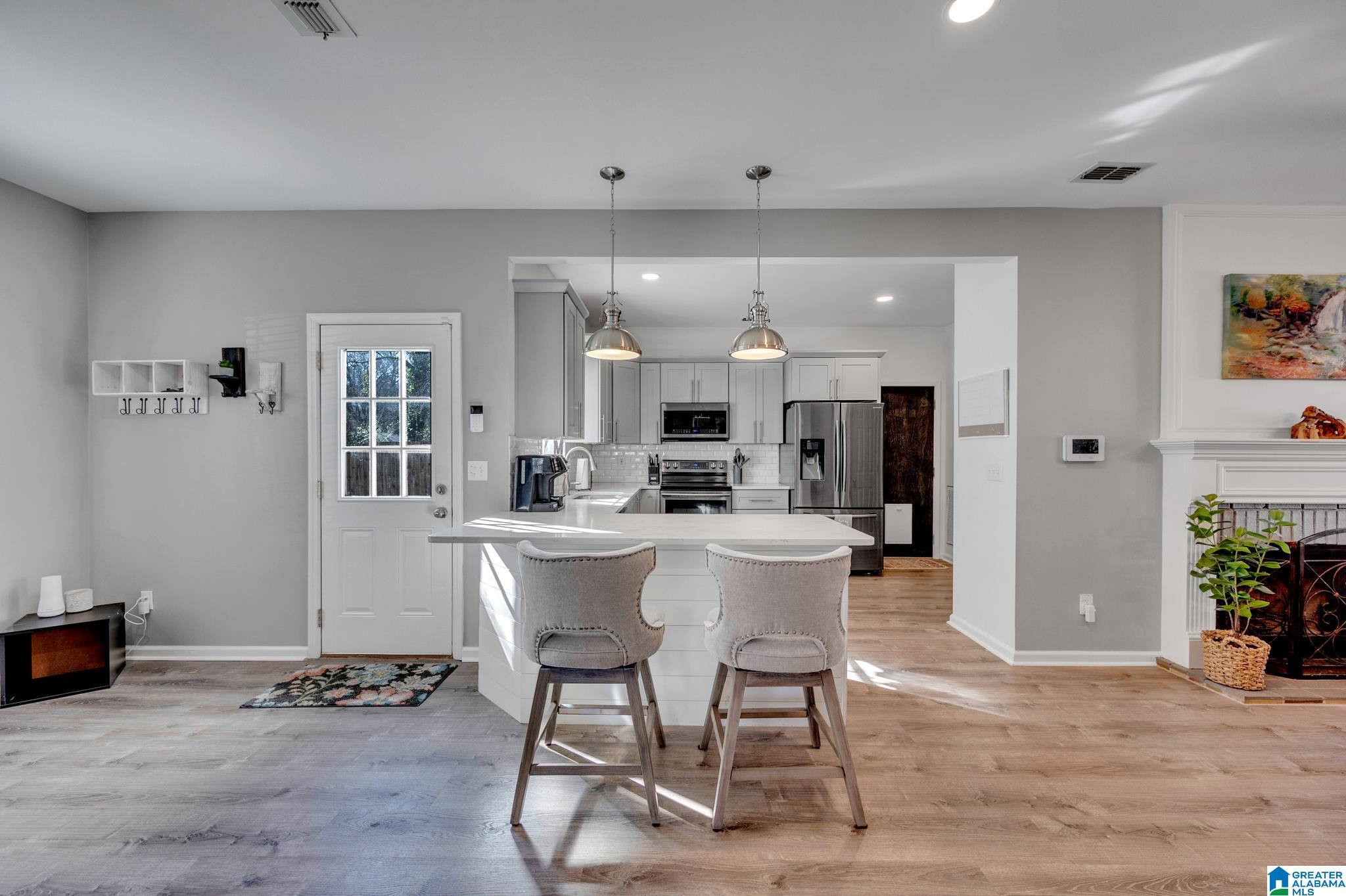 2215 Summer Ridge Drive Birmingham, AL 35226 - Photo 5 of 44