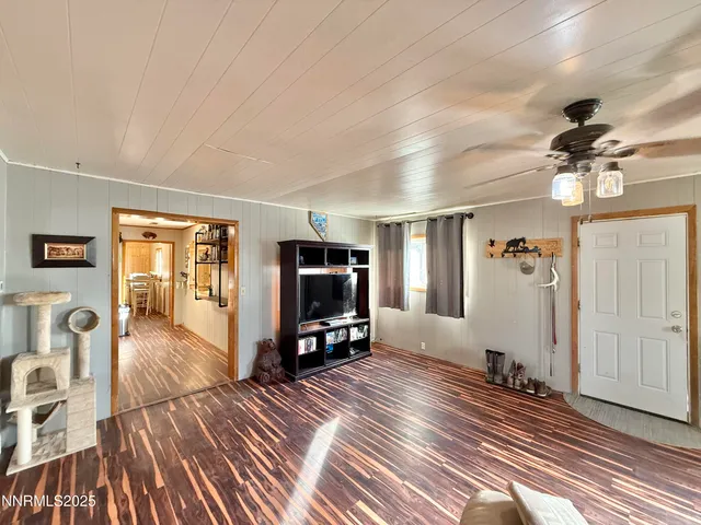 $319,900 | 195 Pleasant Hill Drive, Battle Mountain, NV 89820