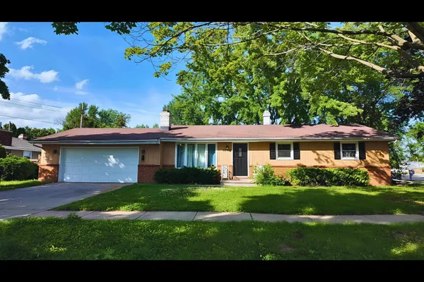 $310,000 | 1000 West Browning Street, Appleton, WI 54914