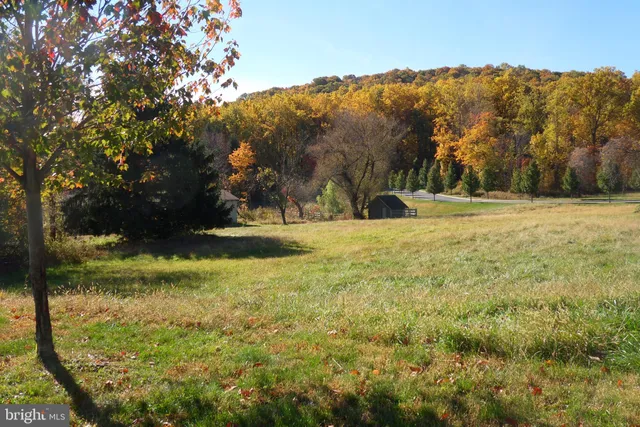 a view of outdoor space with mountain view