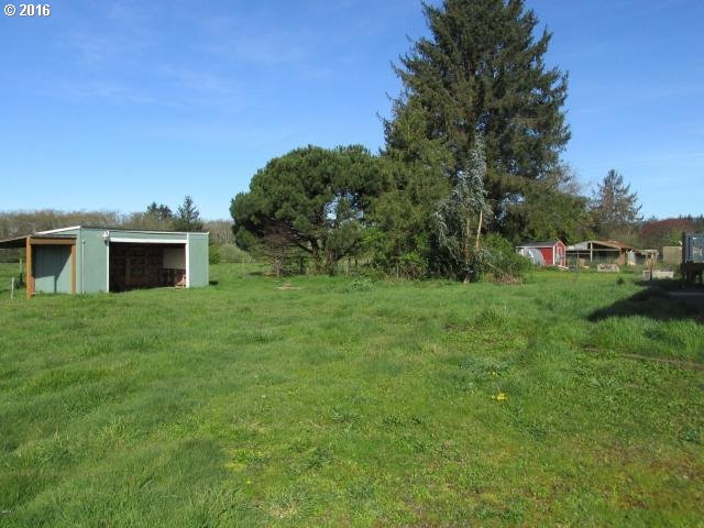 7310 Vaughn Road Tillamook, OR 97141 - Photo 14 of 17 Backyard