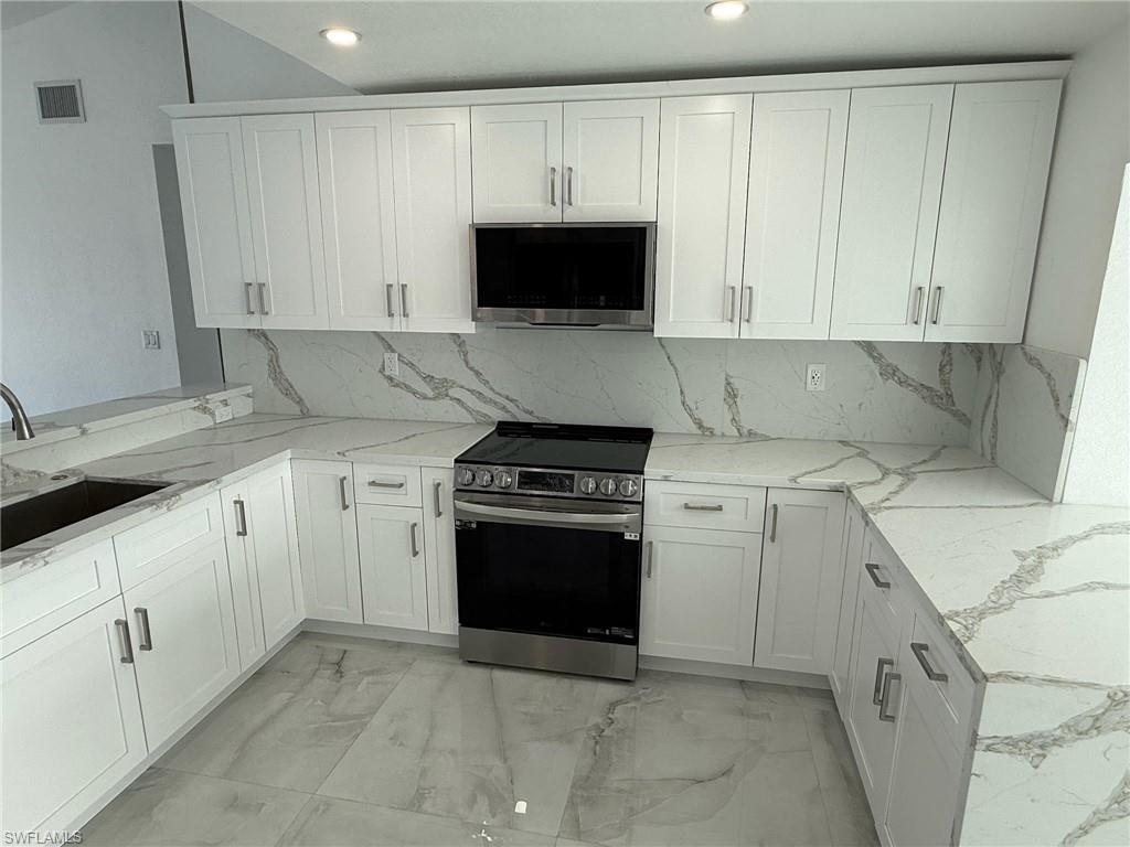 2823 Janet Street Matlacha, FL 33993 - Photo 5 of 18