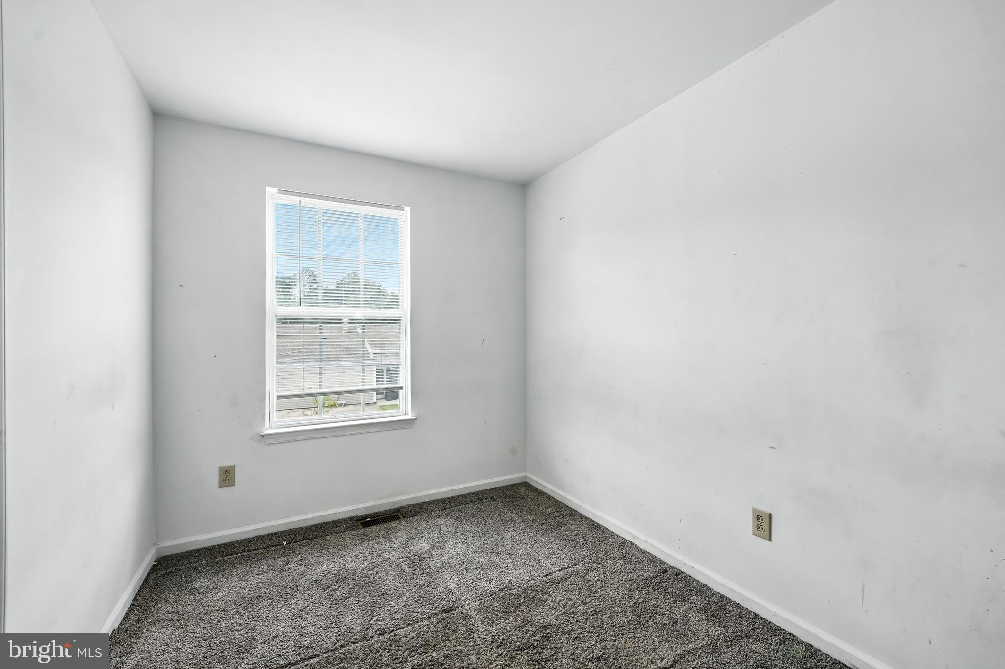 2002 Tall Pines Pine Hill, NJ 08021 - Photo 19 of 31 an empty room with a window