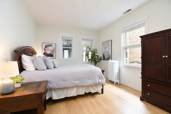 $620,000 | 1042 South Kenilworth Avenue, Oak Park, IL 60304