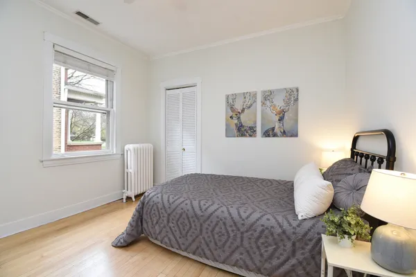 $620,000 | 1042 South Kenilworth Avenue, Oak Park, IL 60304