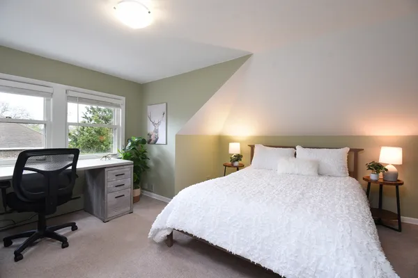 $620,000 | 1042 South Kenilworth Avenue, Oak Park, IL 60304