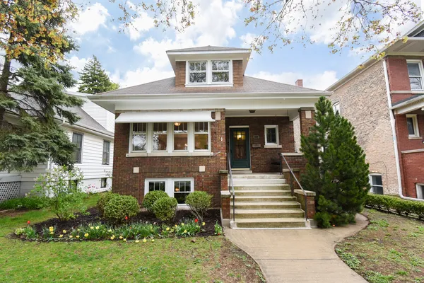 $620,000 | 1042 South Kenilworth Avenue, Oak Park, IL 60304