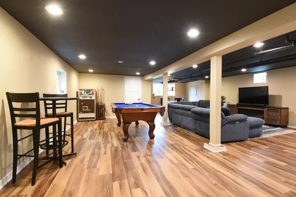 $620,000 | 1042 South Kenilworth Avenue, Oak Park, IL 60304