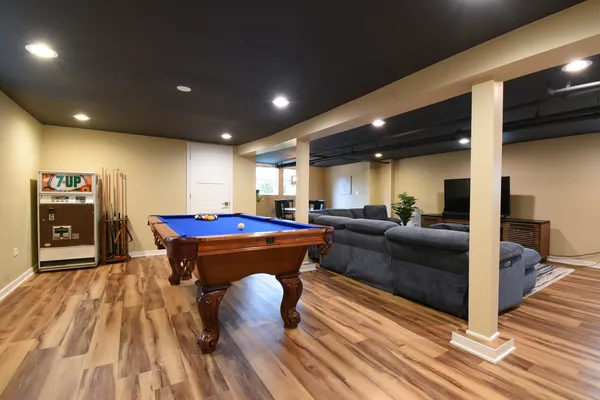 $620,000 | 1042 South Kenilworth Avenue, Oak Park, IL 60304
