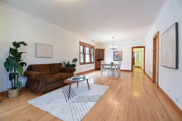 $620,000 | 1042 South Kenilworth Avenue, Oak Park, IL 60304