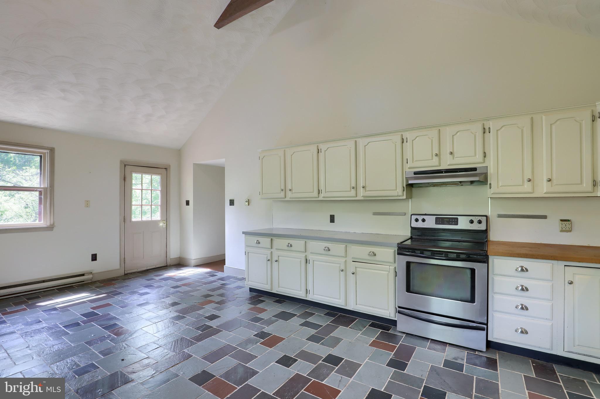 1252 Cocalico Road Birdsboro, PA 19508 - Photo 18 of 66 kitchen