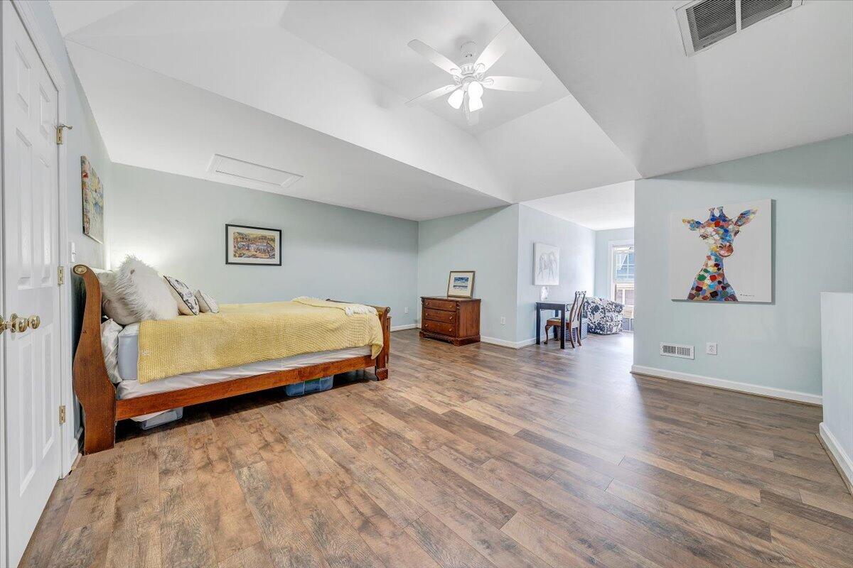 5414 Quail Ridge Court Roanoke, VA 24018 - Photo 18 of 30 Third Large Room (bed/office/rec)