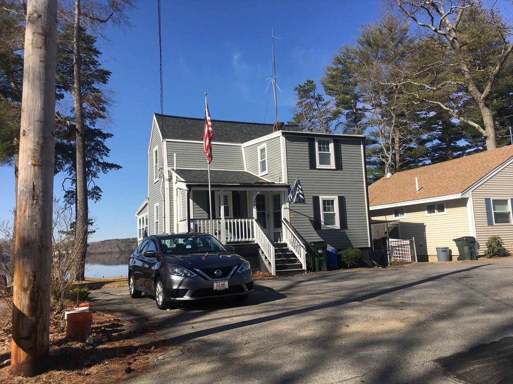 10 Lake Attitash Road Amesbury, MA 01913 - Photo 1 of 1 Gallery Image 1