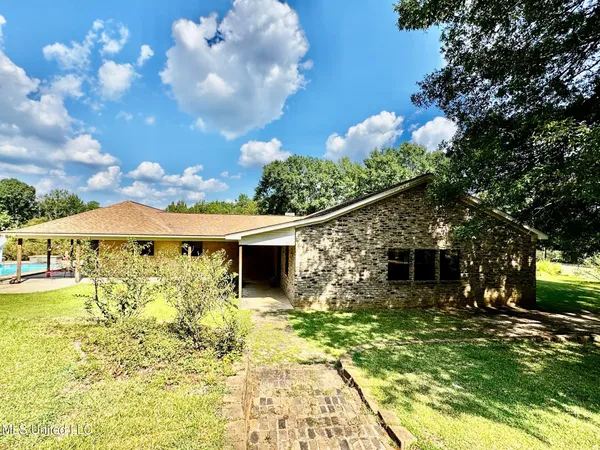 $430,000 | 250-274 Everett Church Road, Mendenhall, MS 39114