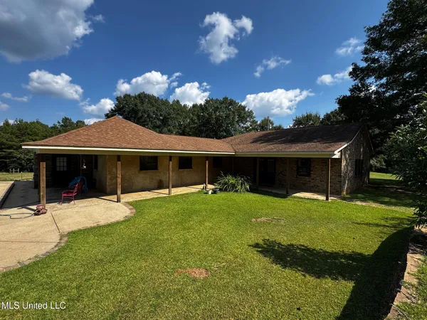 $430,000 | 250-274 Everett Church Road, Mendenhall, MS 39114