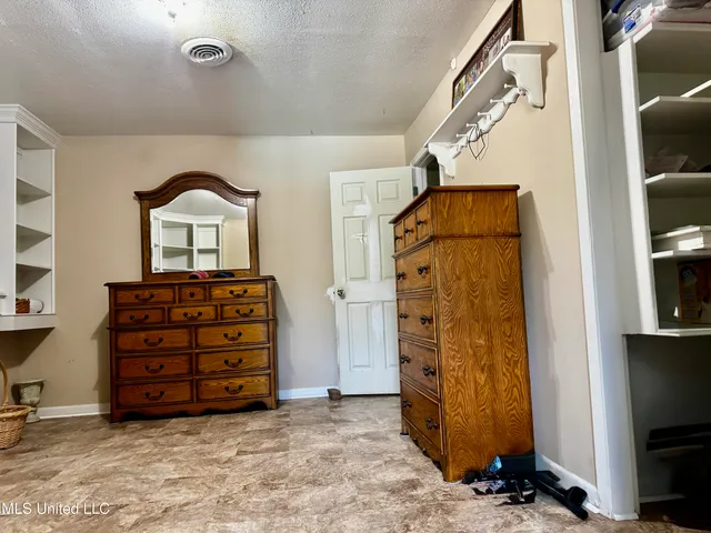 $430,000 | 250-274 Everett Church Road, Mendenhall, MS 39114