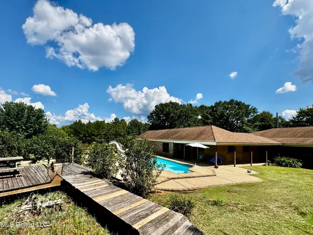 $430,000 | 250-274 Everett Church Road, Mendenhall, MS 39114