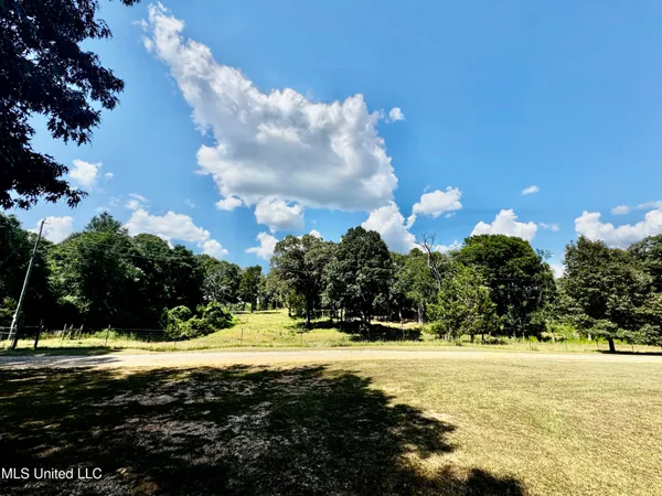 $430,000 | 250-274 Everett Church Road, Mendenhall, MS 39114