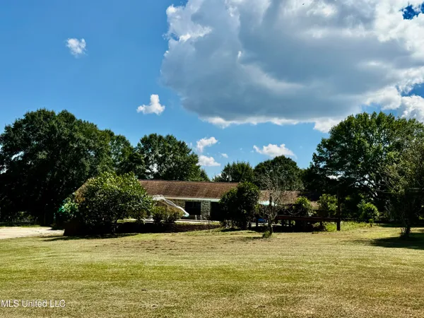 $430,000 | 250-274 Everett Church Road, Mendenhall, MS 39114