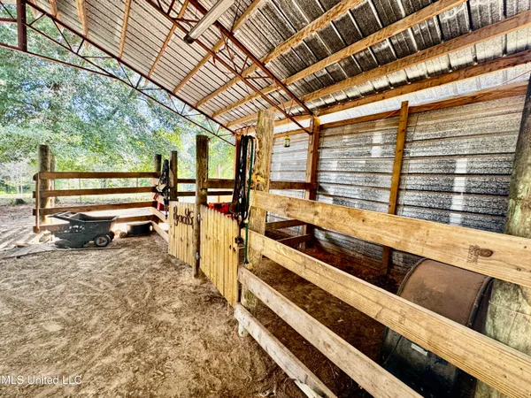 $430,000 | 250-274 Everett Church Road, Mendenhall, MS 39114