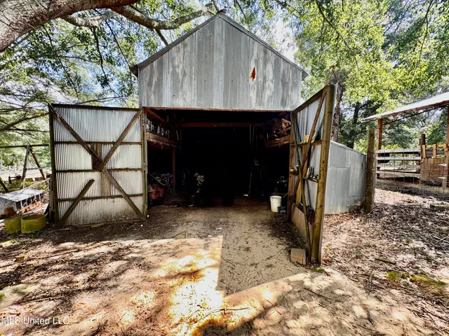 $430,000 | 250-274 Everett Church Road, Mendenhall, MS 39114