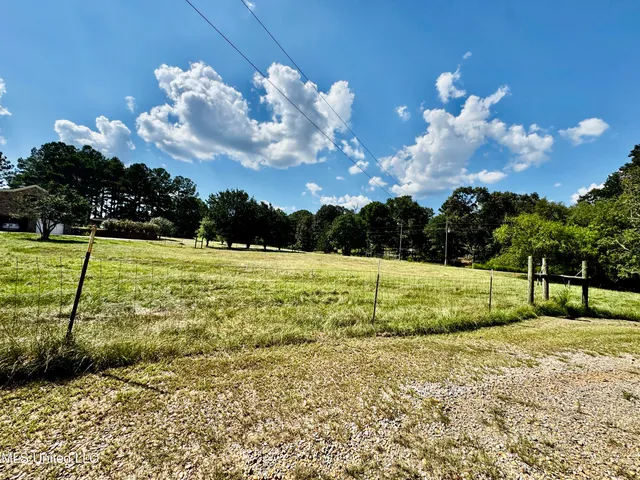 $430,000 | 250-274 Everett Church Road, Mendenhall, MS 39114