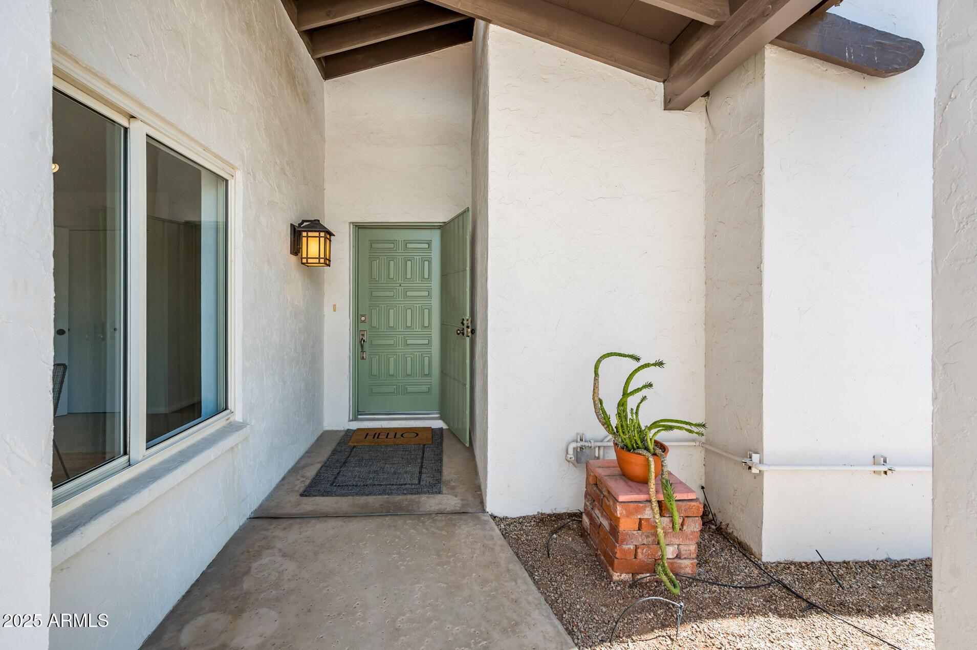 1224 East Rancho Drive Phoenix, AZ 85014 - Photo 11 of 38 a view of living room