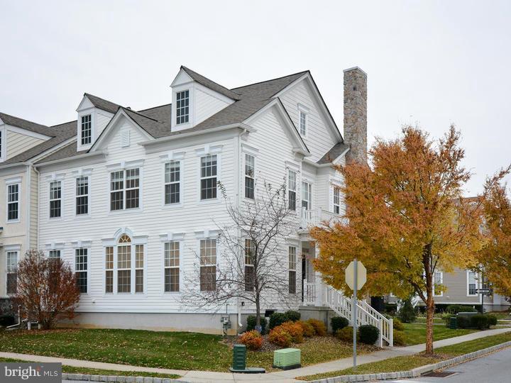 836 Mt Rose Road Chester Springs, PA 19425 - Photo 2 of 25 Exterior Side