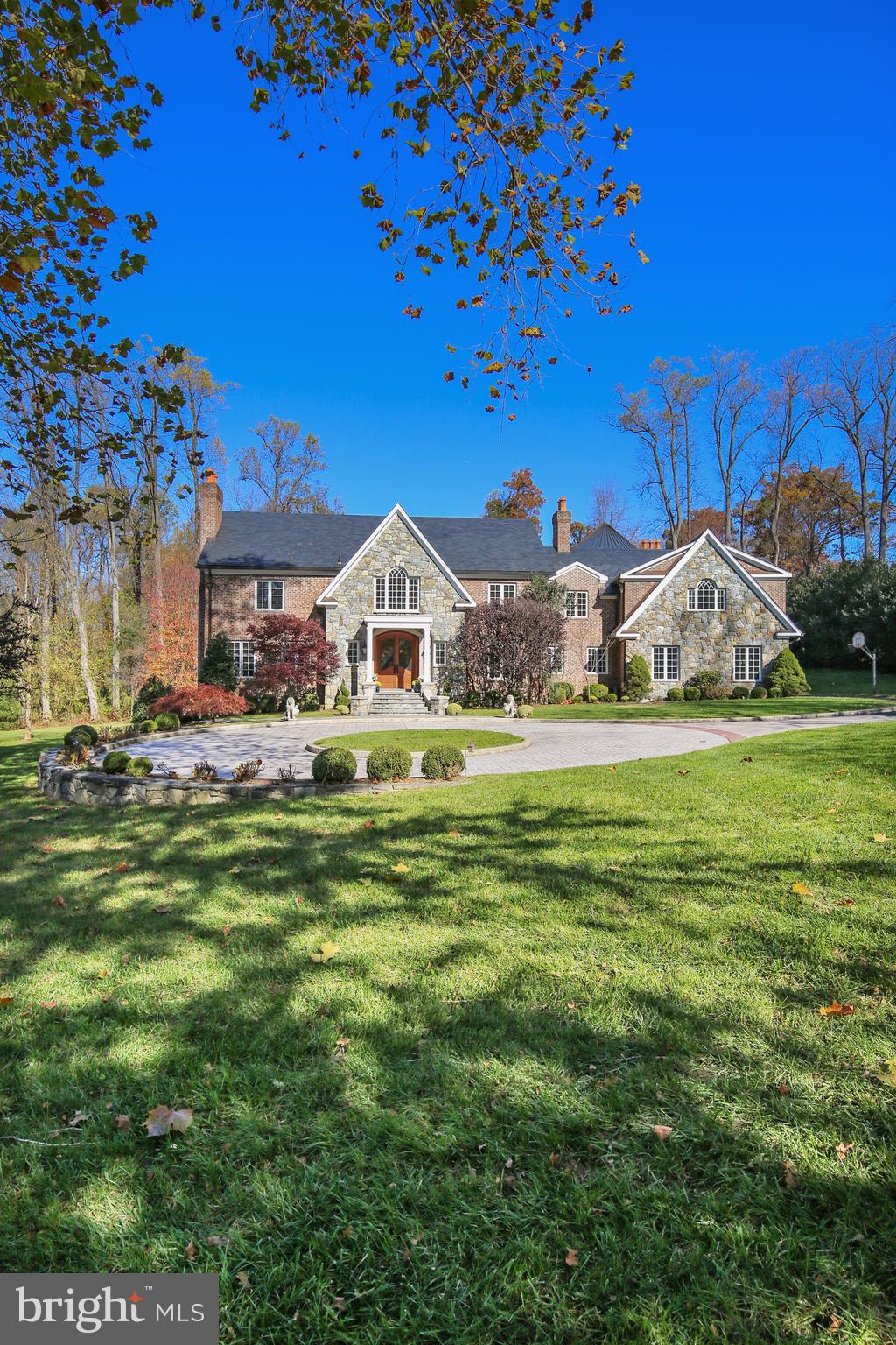 11315 River Road Potomac, MD 20854 - Photo 5 of 86