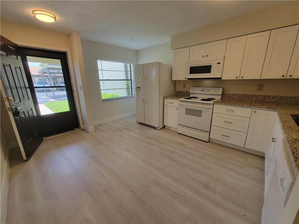 6014 Indrio Road, Unit 3 Fort Pierce, FL 34951 - Photo 6 of 28