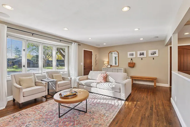 $575,000 | 15630 2nd Avenue North, Plymouth, MN 55447