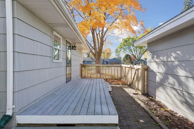 $575,000 | 15630 2nd Avenue North, Plymouth, MN 55447