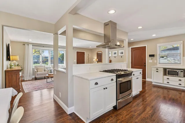 $575,000 | 15630 2nd Avenue North, Plymouth, MN 55447