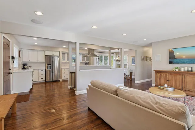 $575,000 | 15630 2nd Avenue North, Plymouth, MN 55447