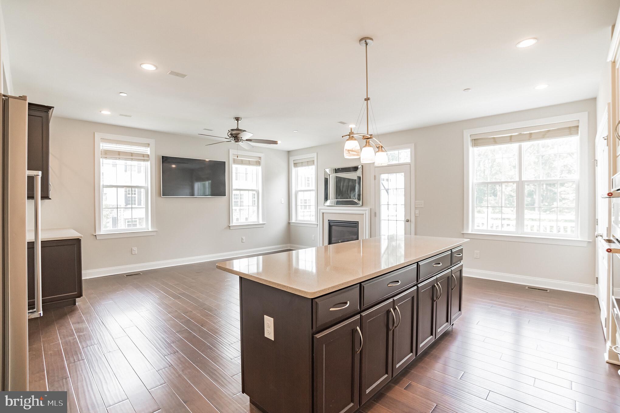 317 Corvus Circle Springfield, PA 19064 - Photo 11 of 44 Family Room/Kitchen