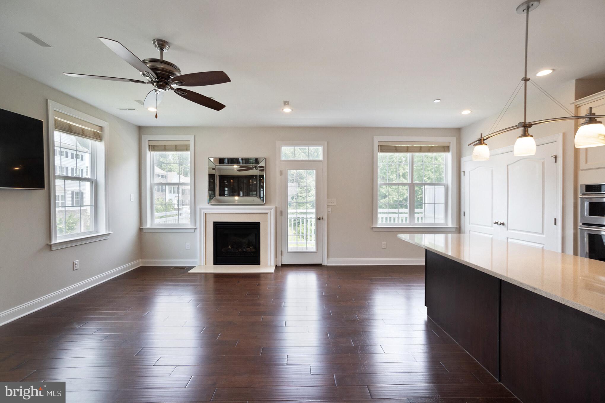317 Corvus Circle Springfield, PA 19064 - Photo 12 of 44 Family Room/Kitchen