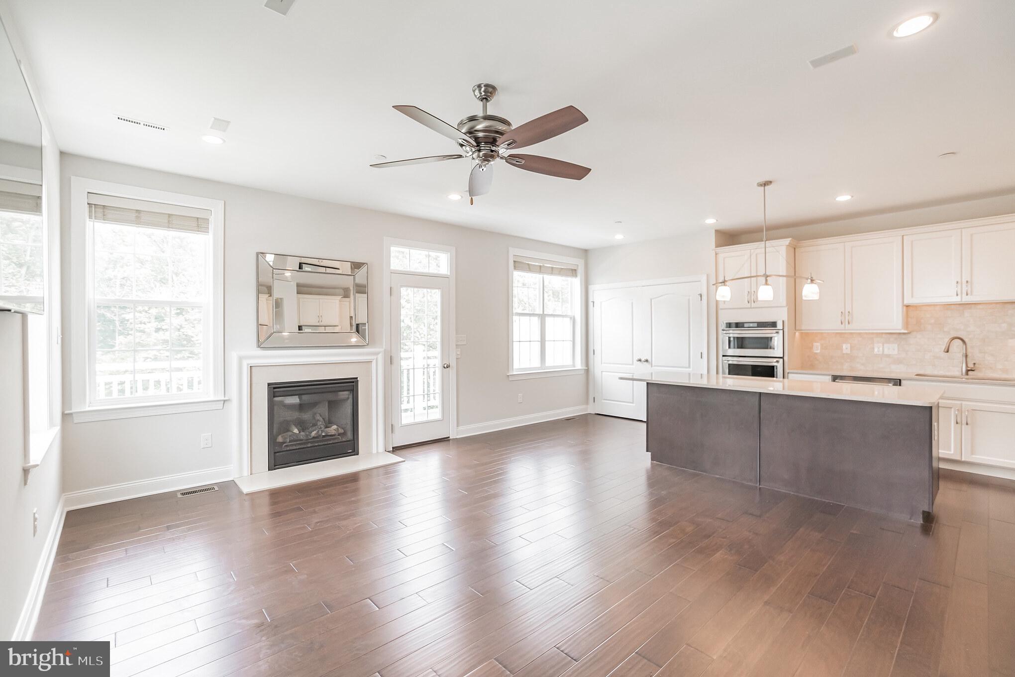 317 Corvus Circle Springfield, PA 19064 - Photo 13 of 44 Family Room/Kitchen