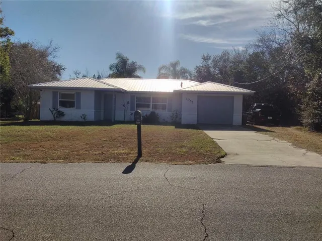 $1,950 | 1055 South Cooper Drive, Deltona, FL 32725