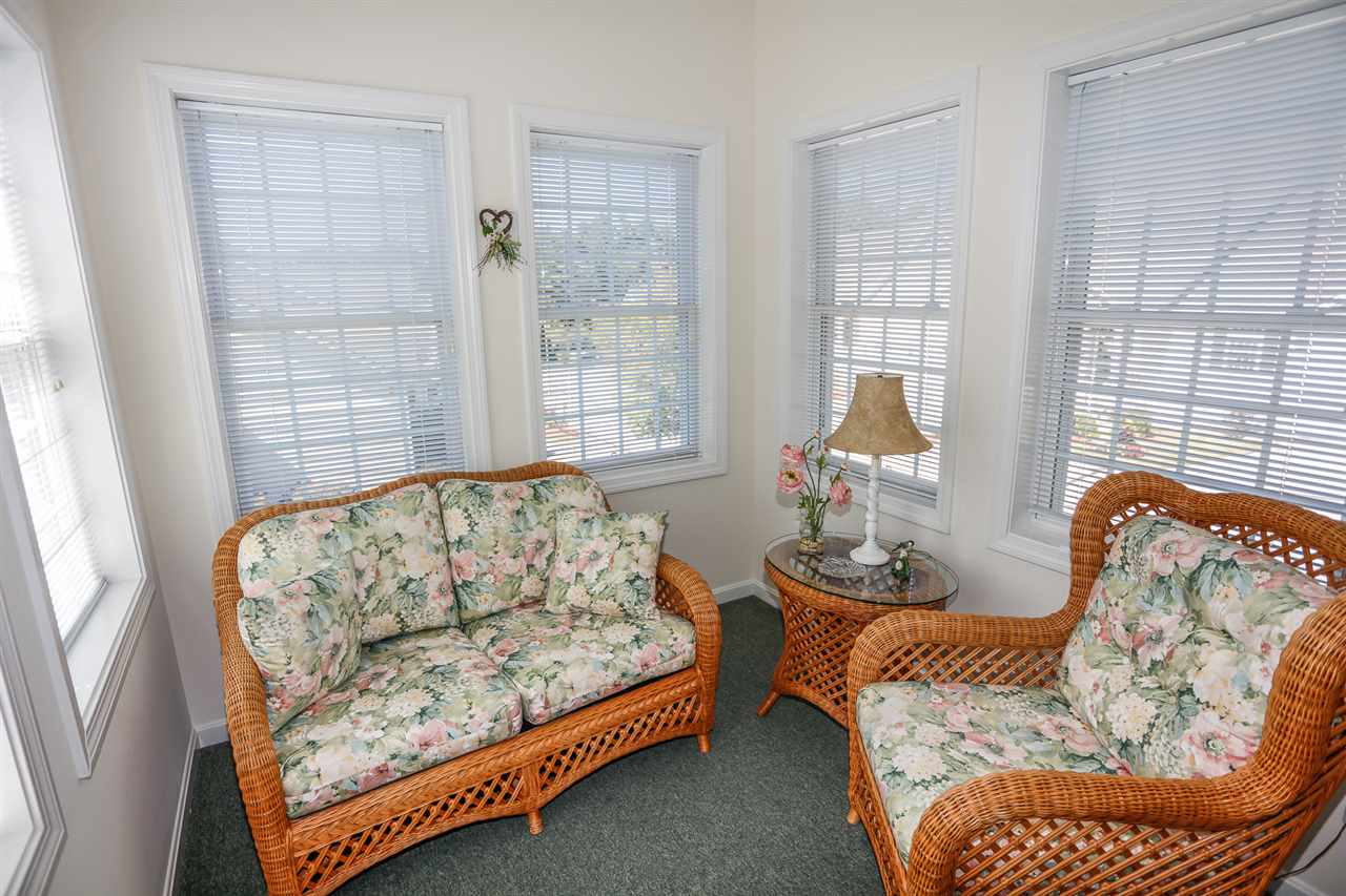 34 Mammoth Road, Unit 8 Hooksett, NH 03106 - Photo 17 of 40