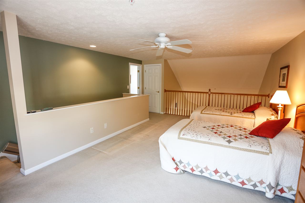 34 Mammoth Road, Unit 8 Hooksett, NH 03106 - Photo 29 of 40