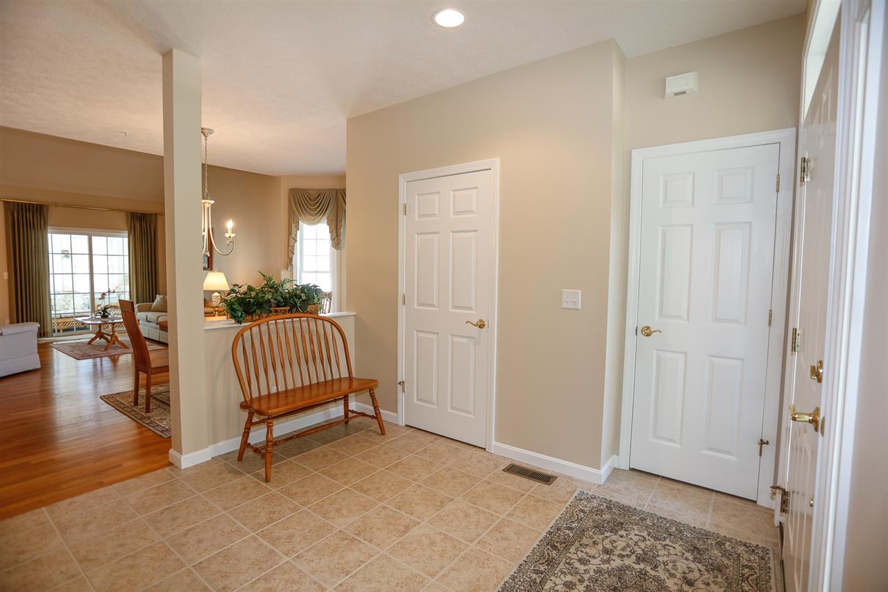 34 Mammoth Road, Unit 8 Hooksett, NH 03106 - Photo 6 of 40