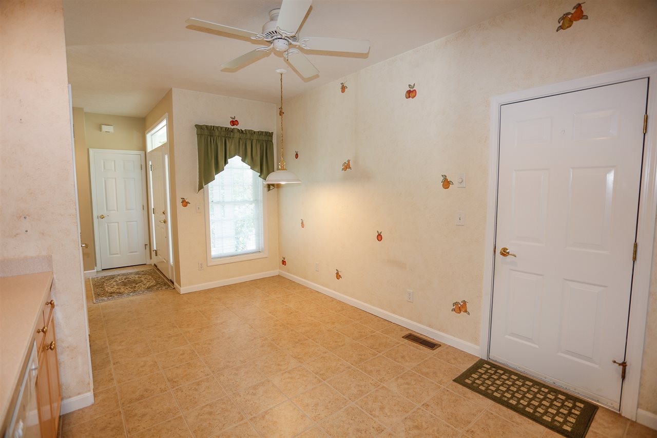 34 Mammoth Road, Unit 8 Hooksett, NH 03106 - Photo 10 of 40