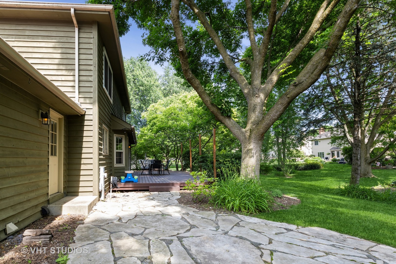 1532 Sequoia Road Naperville, IL 60540 - Photo 4 of 34 a view of backyard with seating space