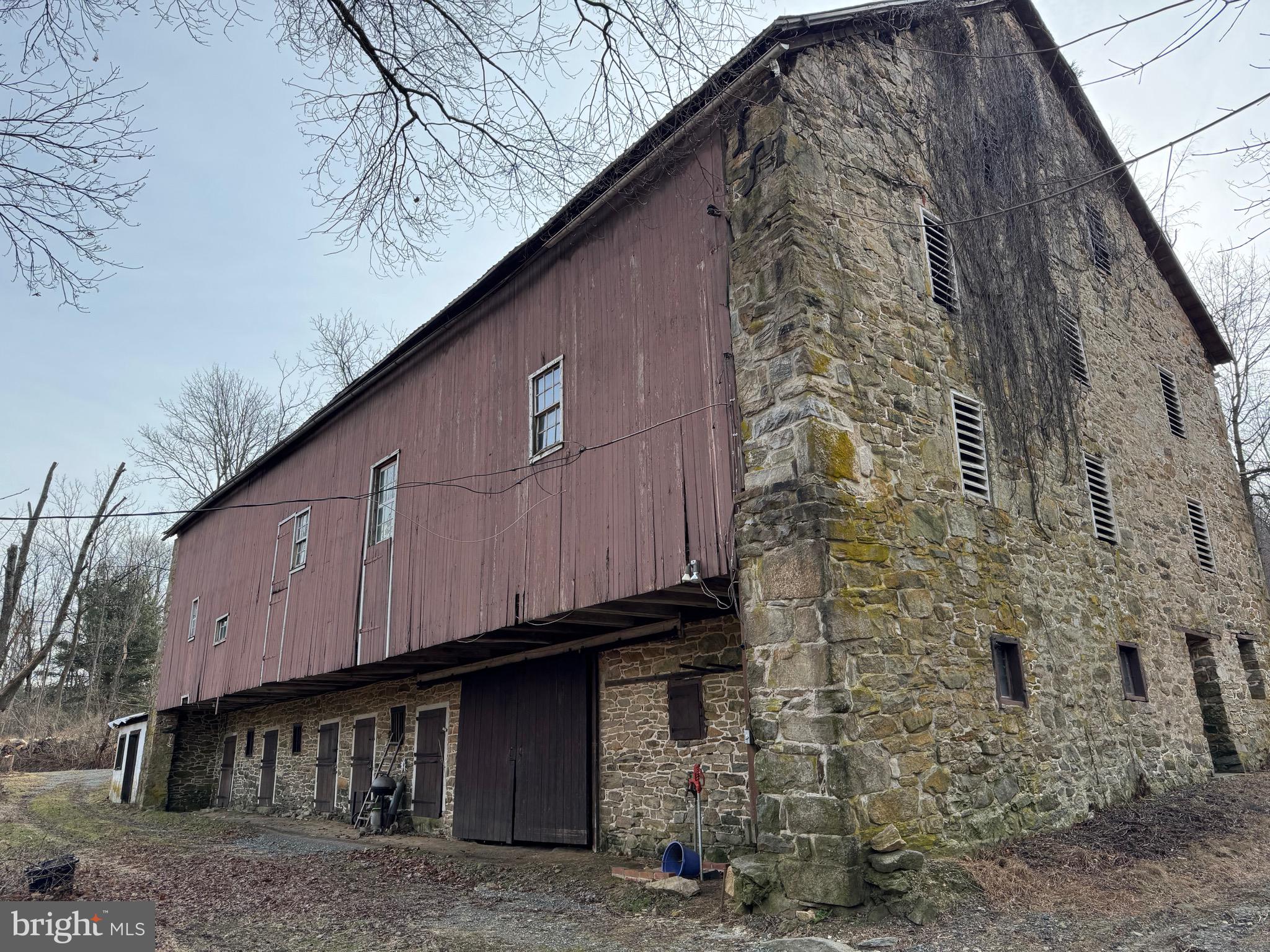 142 Township Road Macungie, PA 18062 - Photo 2 of 9