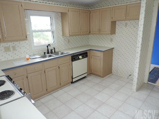 5463 Rifle Range Road Conover, NC 28613 - Photo 10 of 14 Gallery Image 10