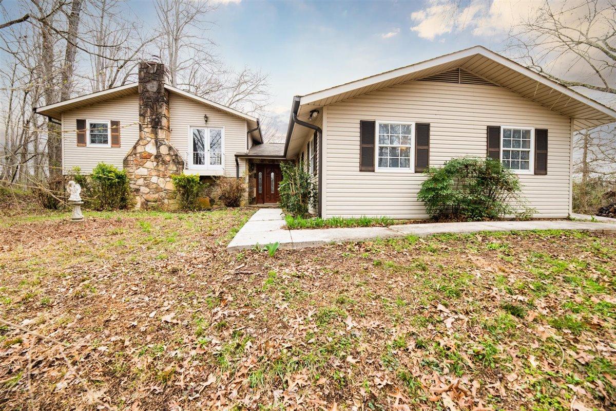 324 Bland Road Clinton, TN 37716 - Photo 1 of 35 01-324-Bland-Rd-Clinton-TN-1