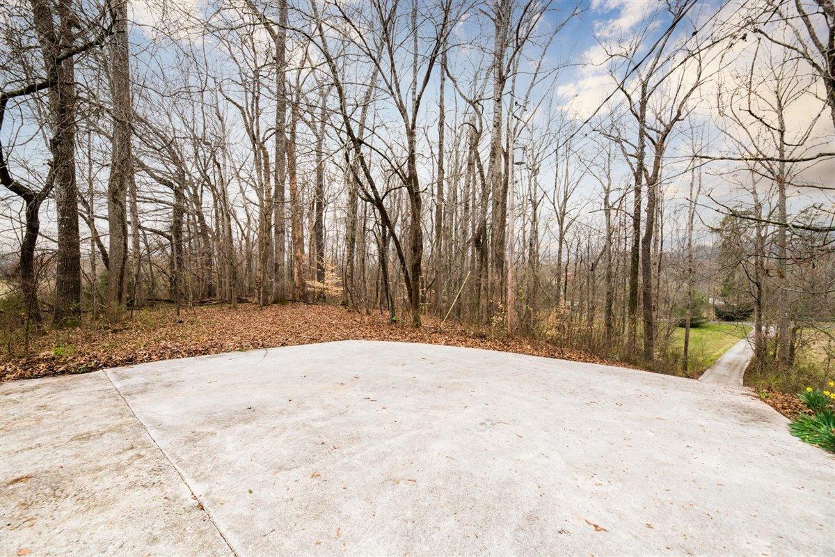 324 Bland Road Clinton, TN 37716 - Photo 28 of 35 29-324-Bland-Rd-Clinton-TN-30